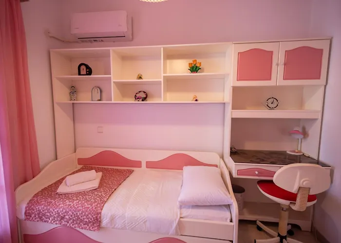 ヴィラ Makiaris *