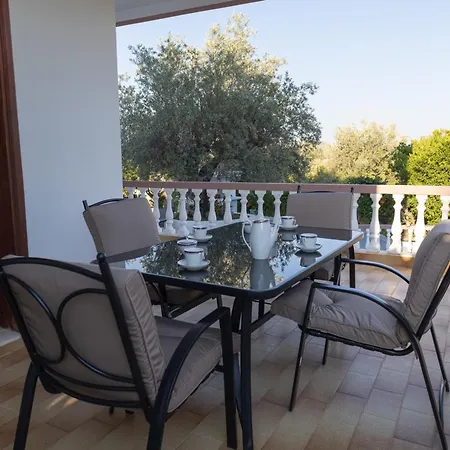 Makiaris * Archangelos (Rhodes)