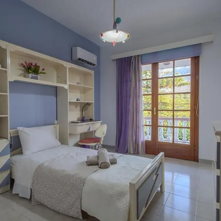 Makiaris * Archangelos (Rhodes)