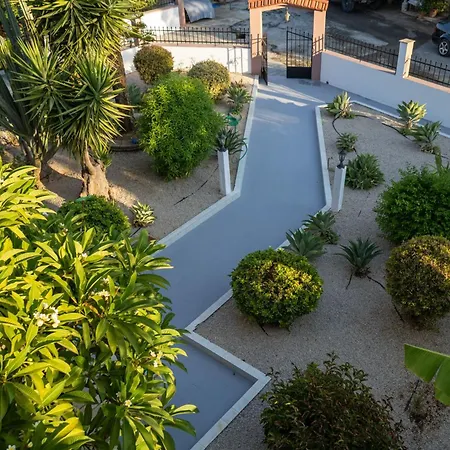 Makiaris * Archangelos (Rhodes)