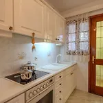 Makiaris Villa